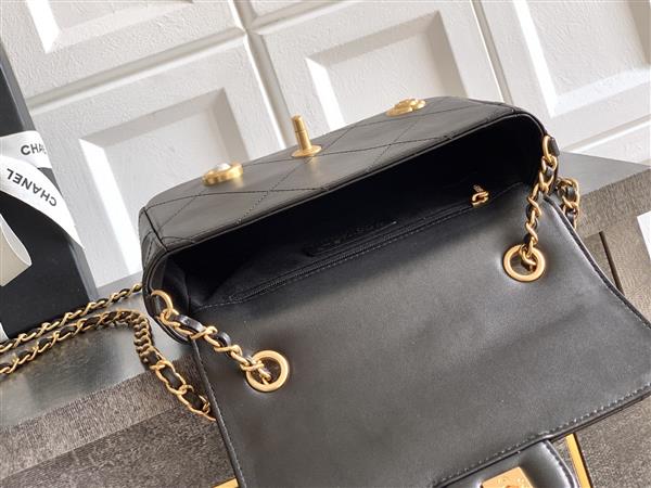 2026131214252827 900